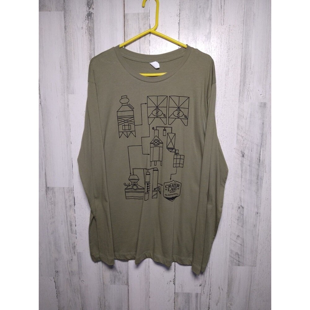 Crater Lake Spirits Men's XL Green Long Sleeve Tee